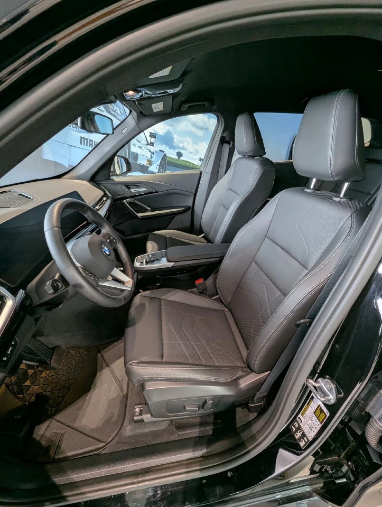 2024 BMW X1 xDrive28i Main Image