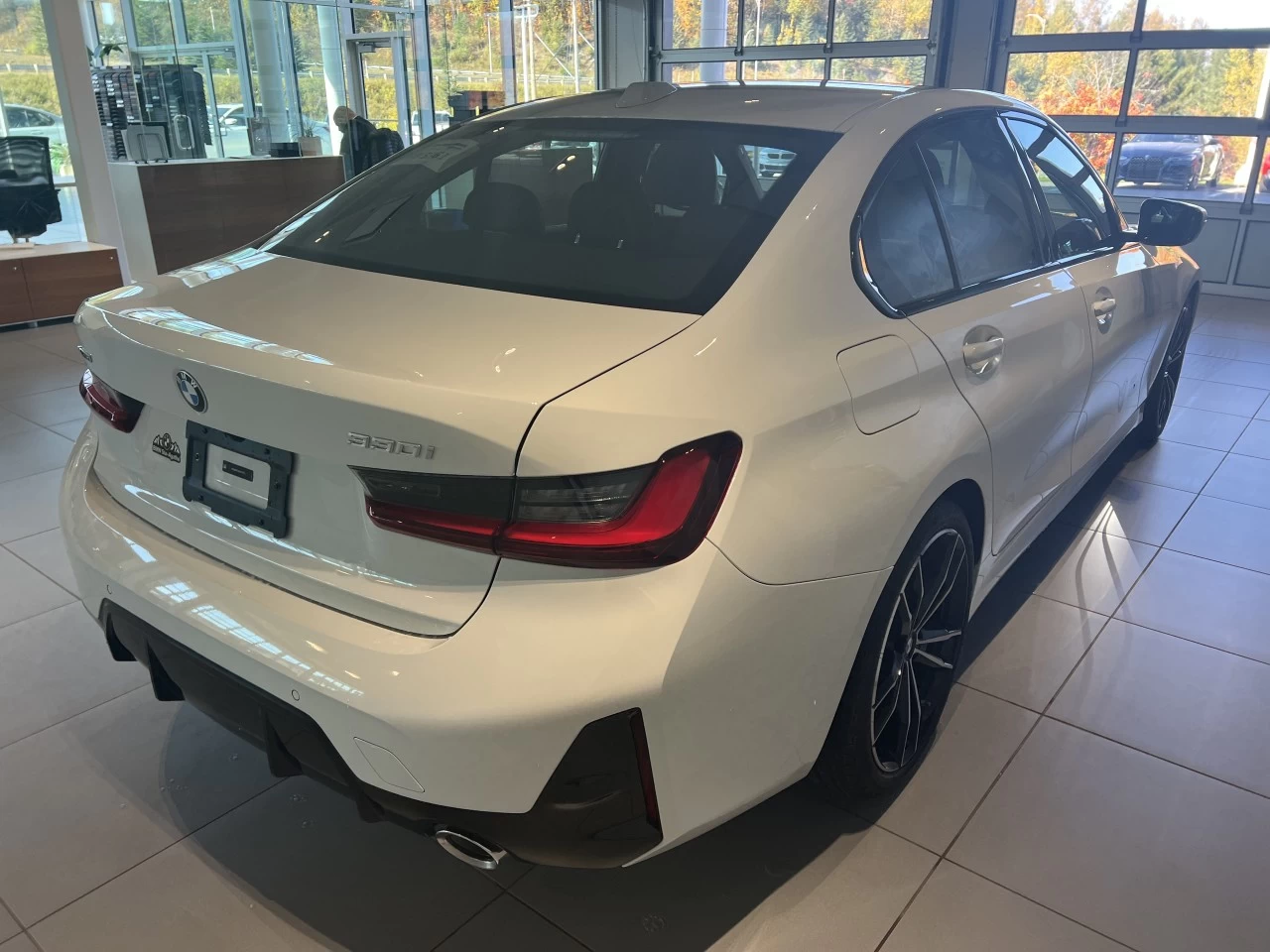 2023 BMW 330I xDrive Sedan Main Image