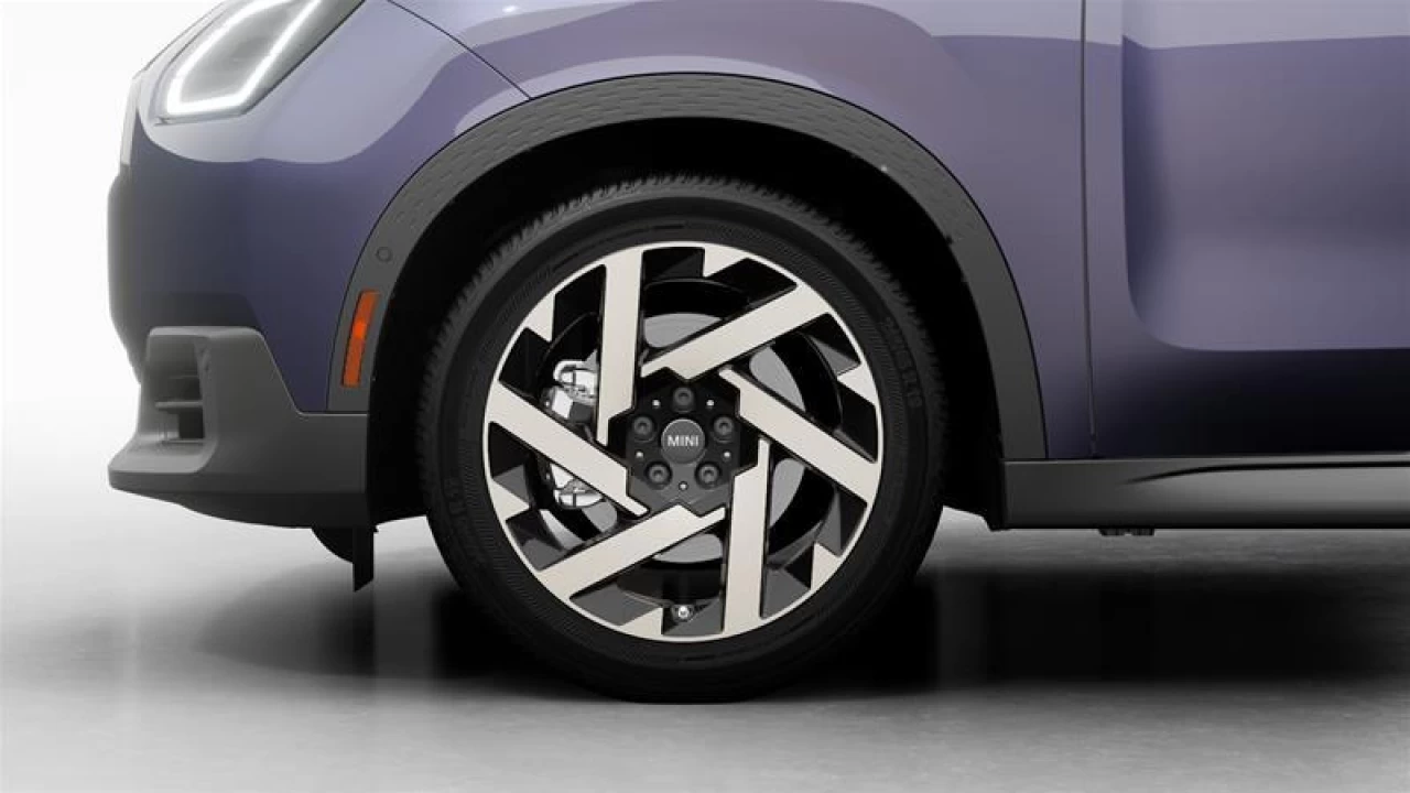 2025 MINI Countryman SE ALL4 Main Image