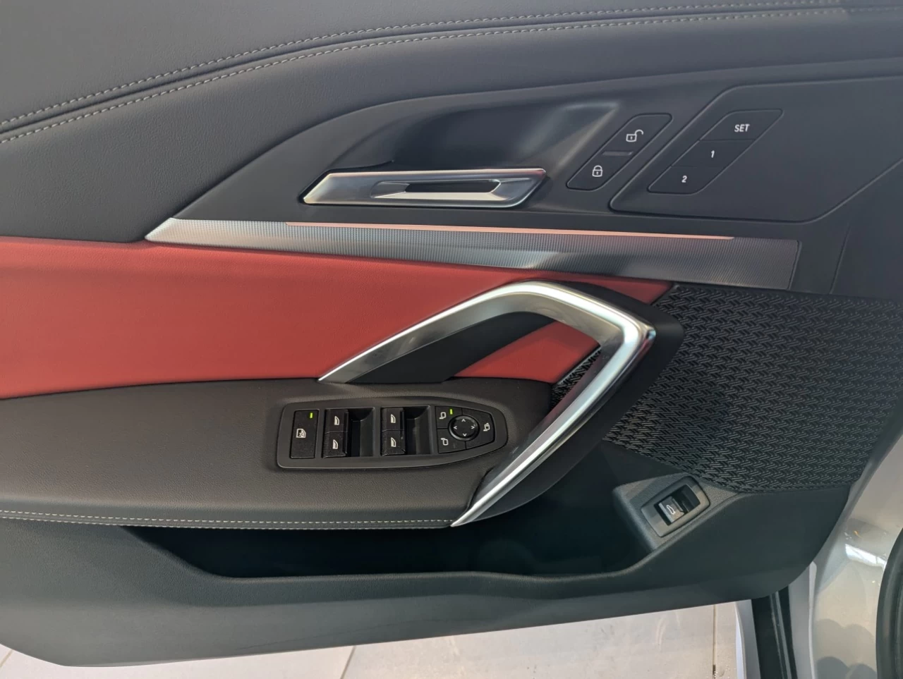 2025 BMW X1 xDrive28i Image principale