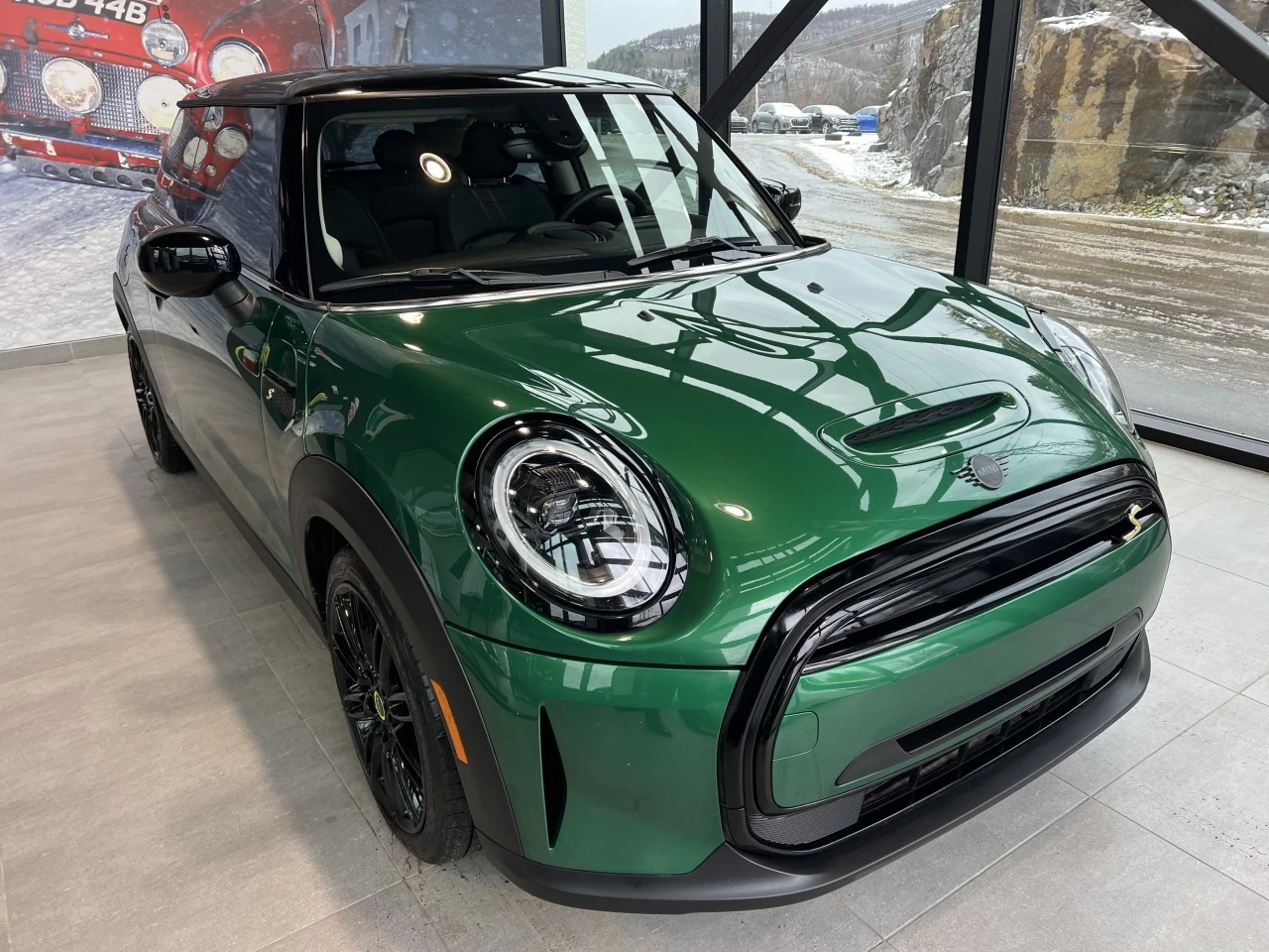 2023 Mini Cooper Cooper SE Main Image