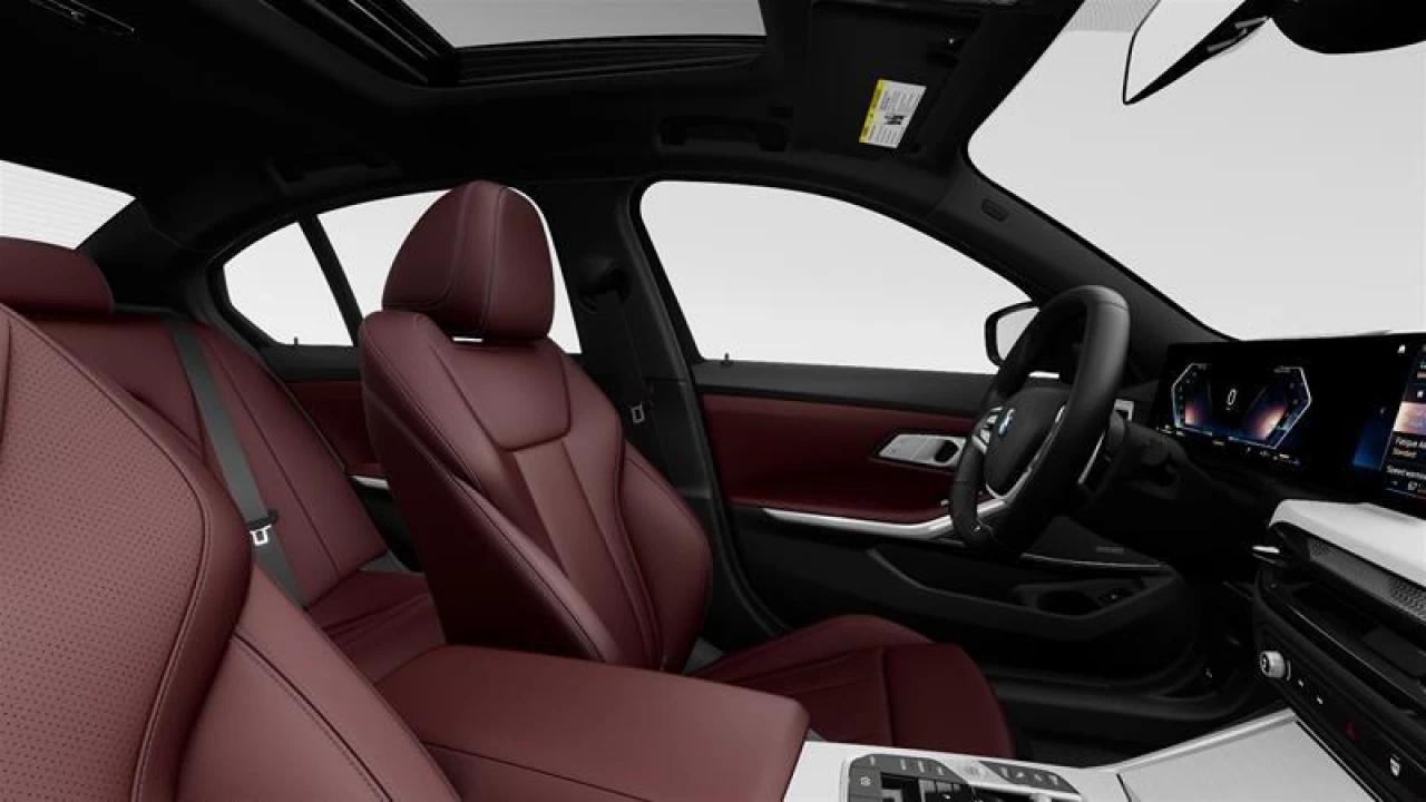 2025 BMW 330I xDrive Sedan Main Image