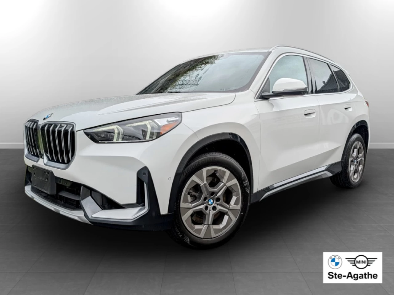 2025 BMW X1 xDrive28i Image principale