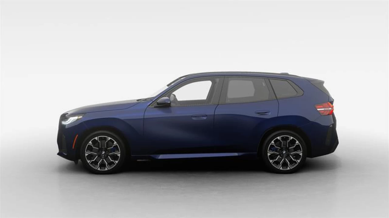 2025 BMW X3 30 xDrive Main Image