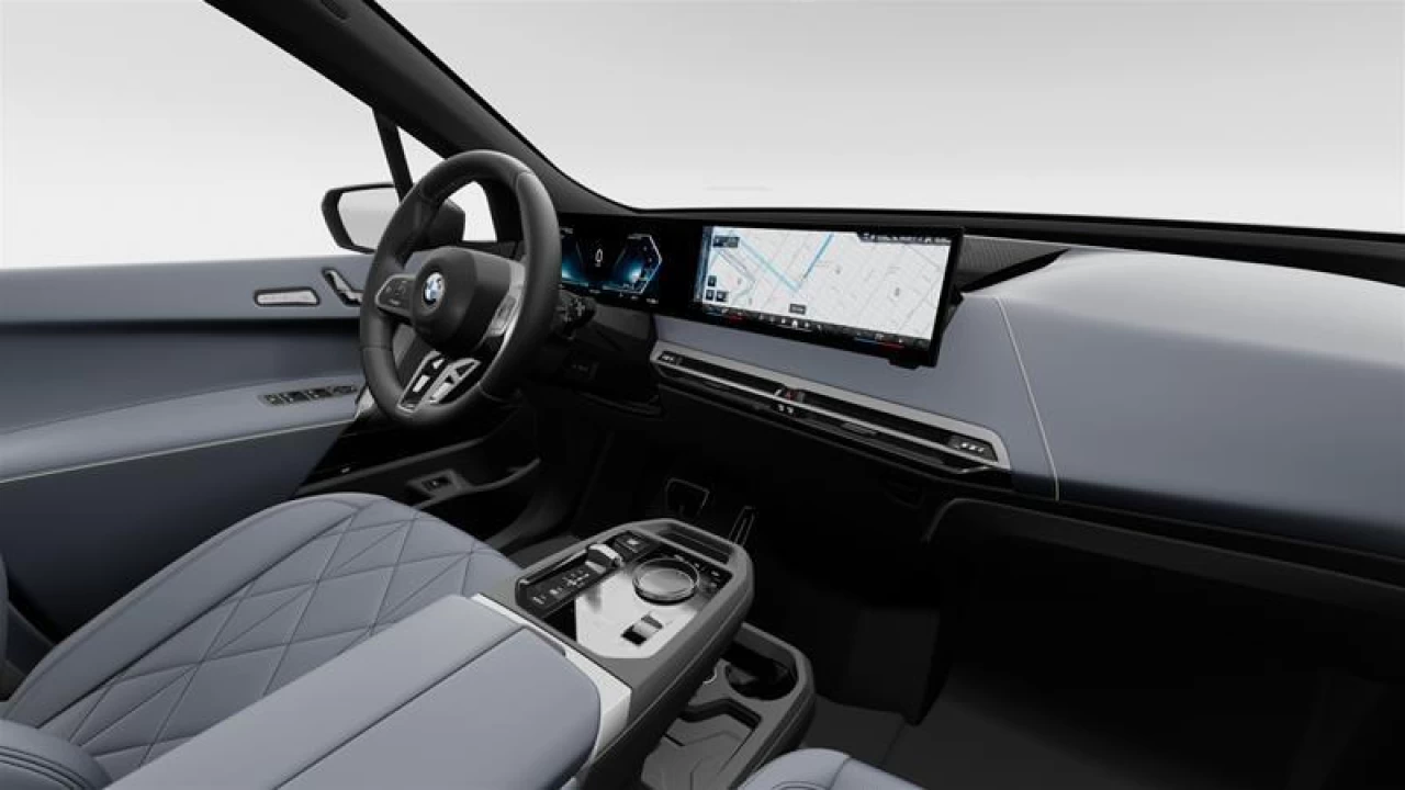 2026 BMW iX xDrive60 Main Image