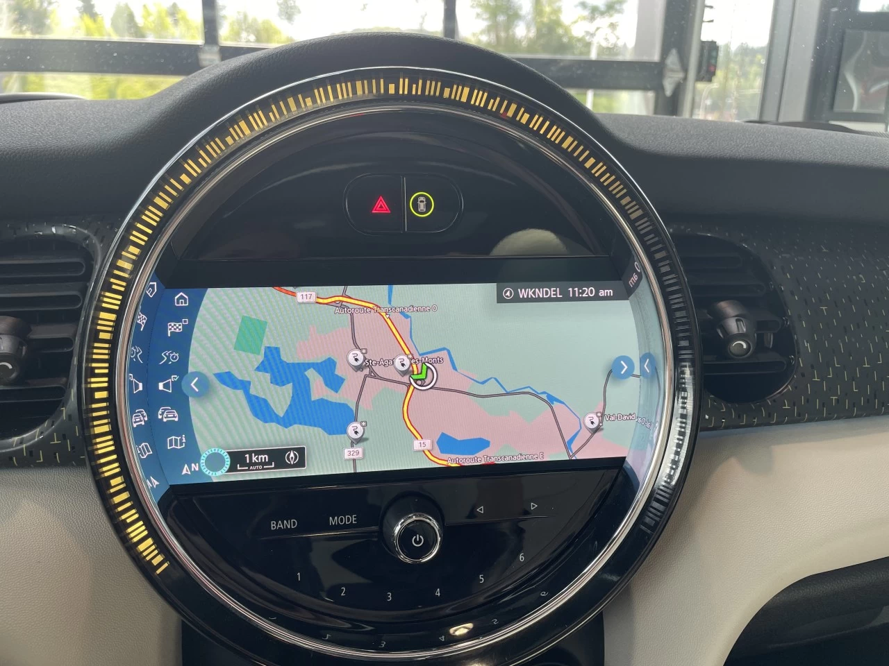 2022 Mini Cooper Cooper SE https://www.bmwsteagathe.com/resize/b990ff35b810a3abc0cc817b2ca24889-1