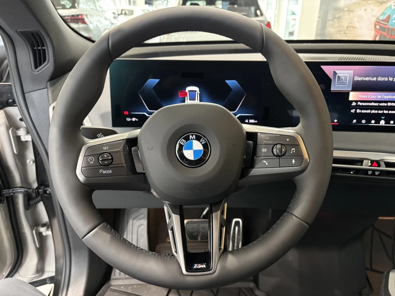 2026 BMW iX xDrive60 Main Image