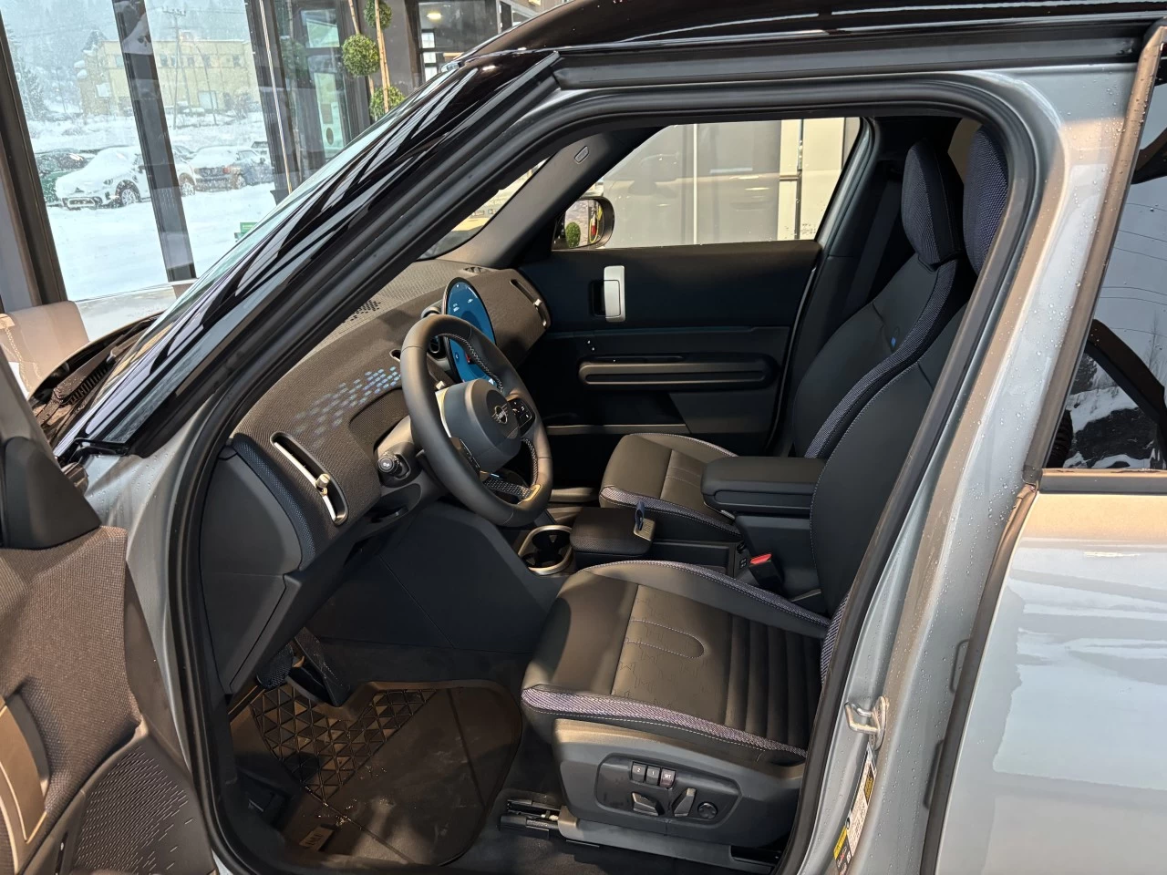 2025 MINI Countryman SE ALL4 Image principale