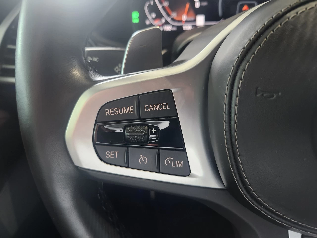 2022 BMW X5 xDrive40i Main Image