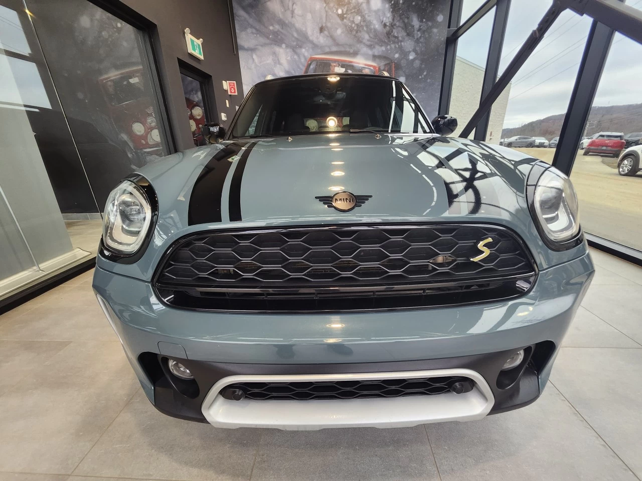 2022 Mini Cooper Countryman Cooper SE Main Image