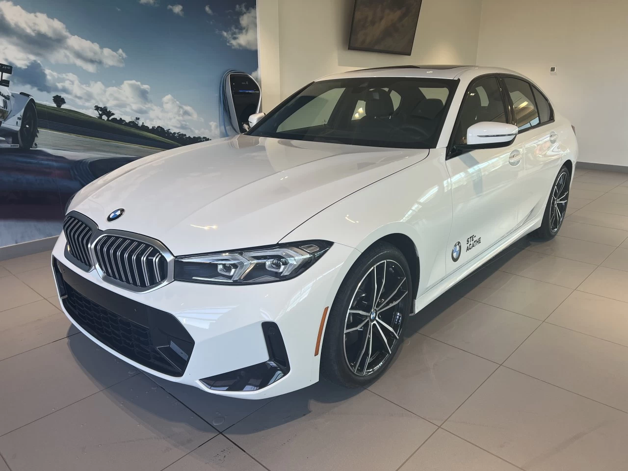 2023 BMW 330I xDrive Sedan Main Image
