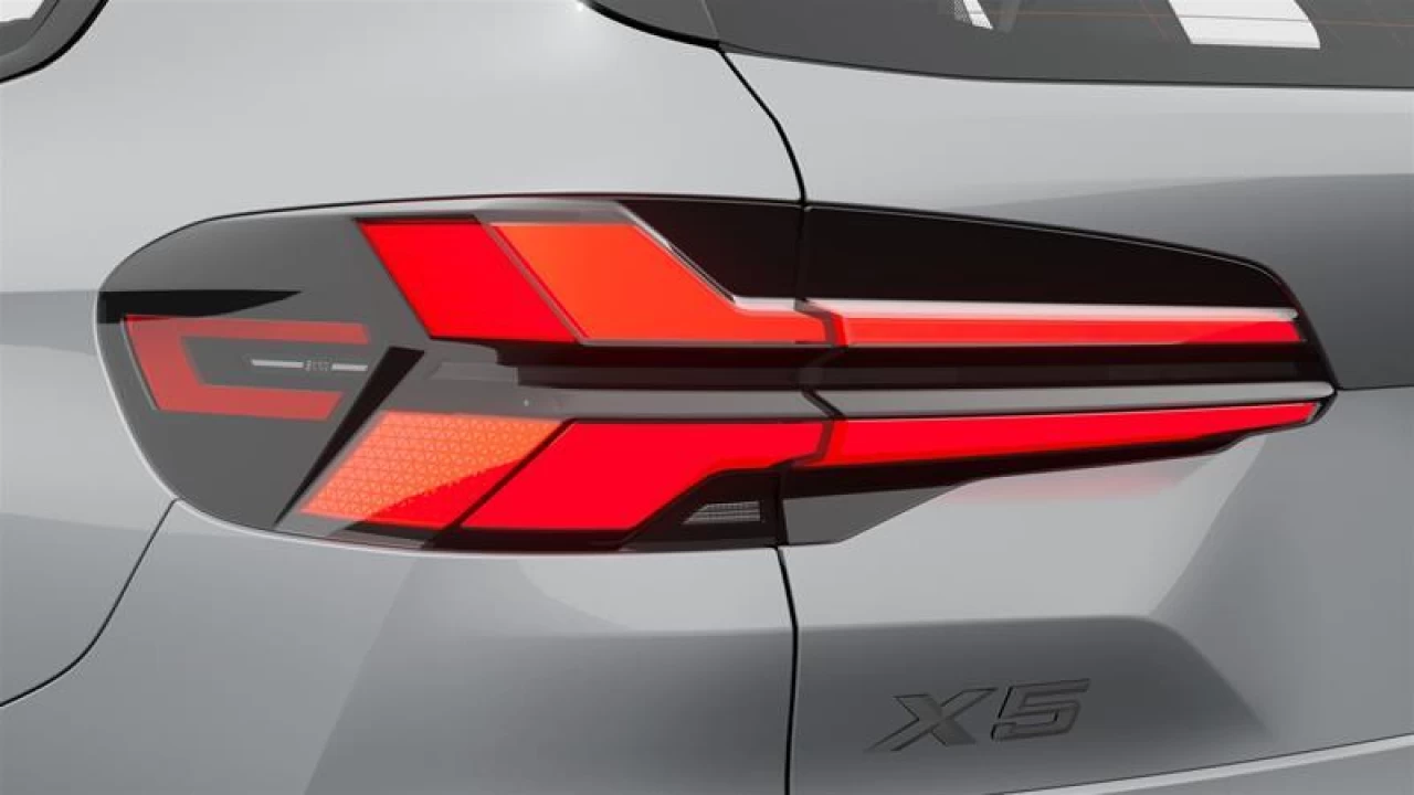 2026 BMW X5
                                                    xDrive40i Image principale