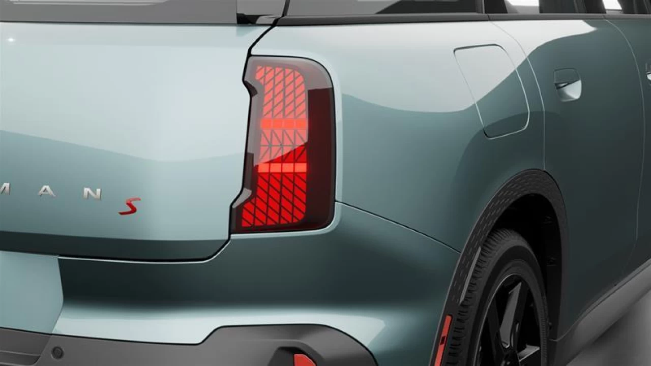 2026 MINI Countryman Cooper S ALL4 Main Image