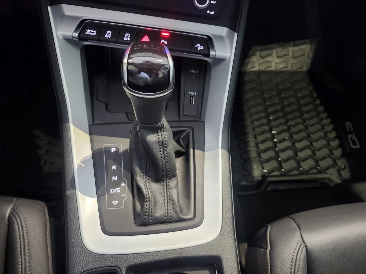 2021 Audi Q3 Progressiv Main Image