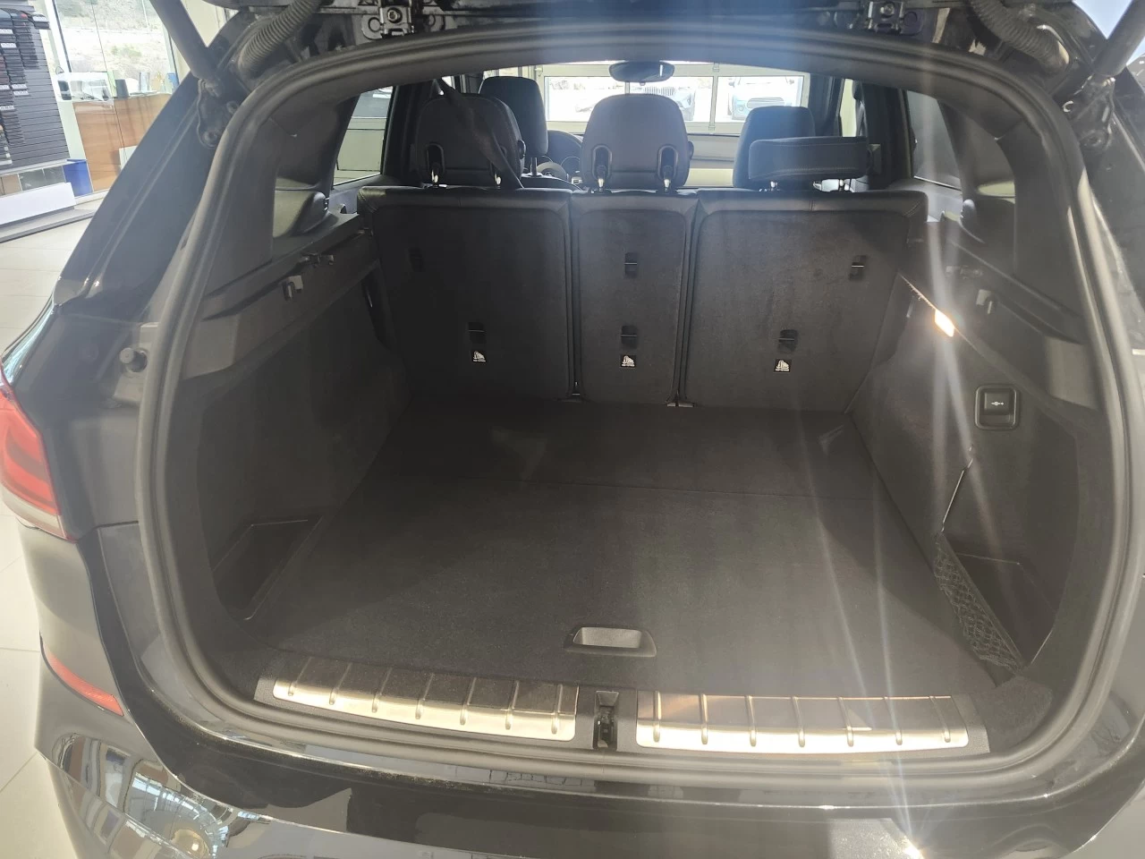 2021 BMW X1 xDrive28i Main Image