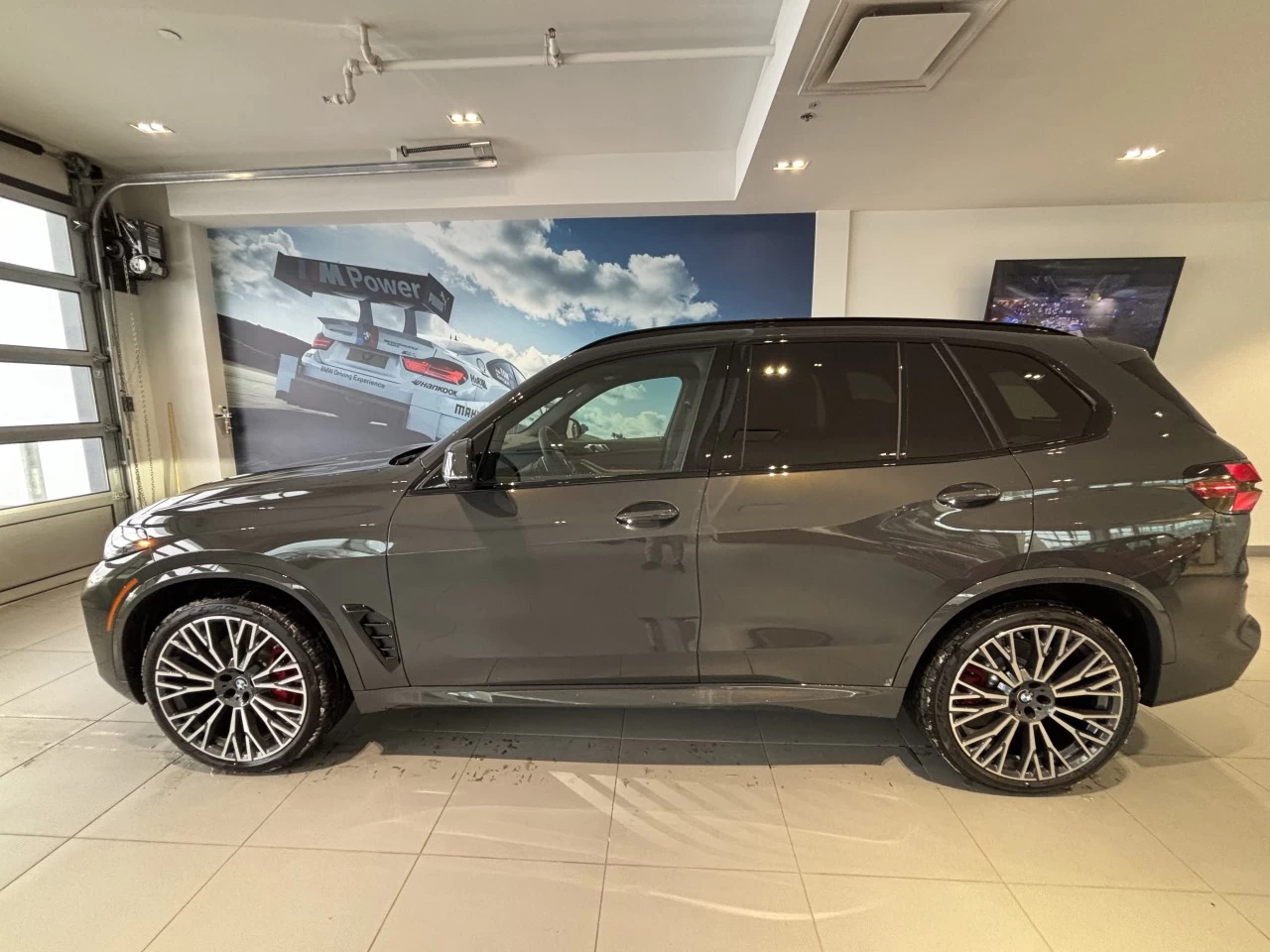 2026 BMW X5 xDrive40i M Sport Edition Main Image