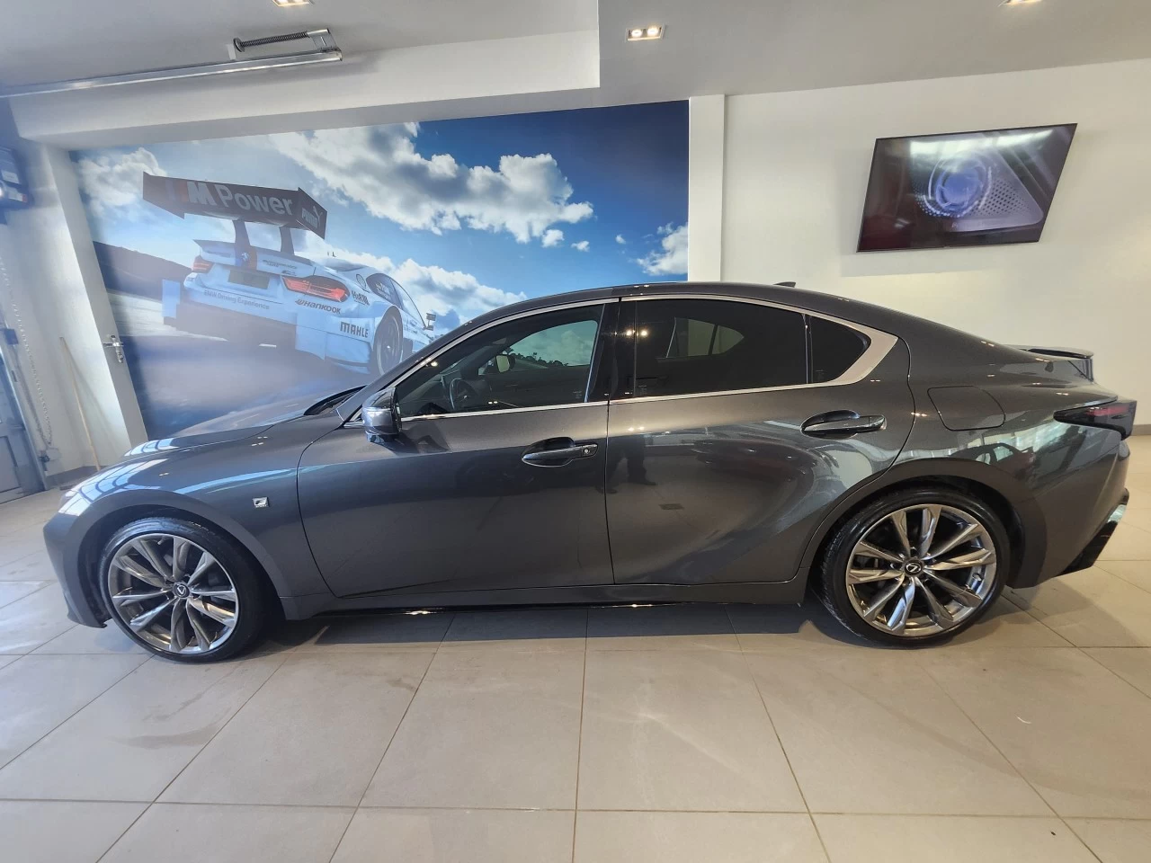 2022 Lexus IS 350 / F Sport2 Main Image