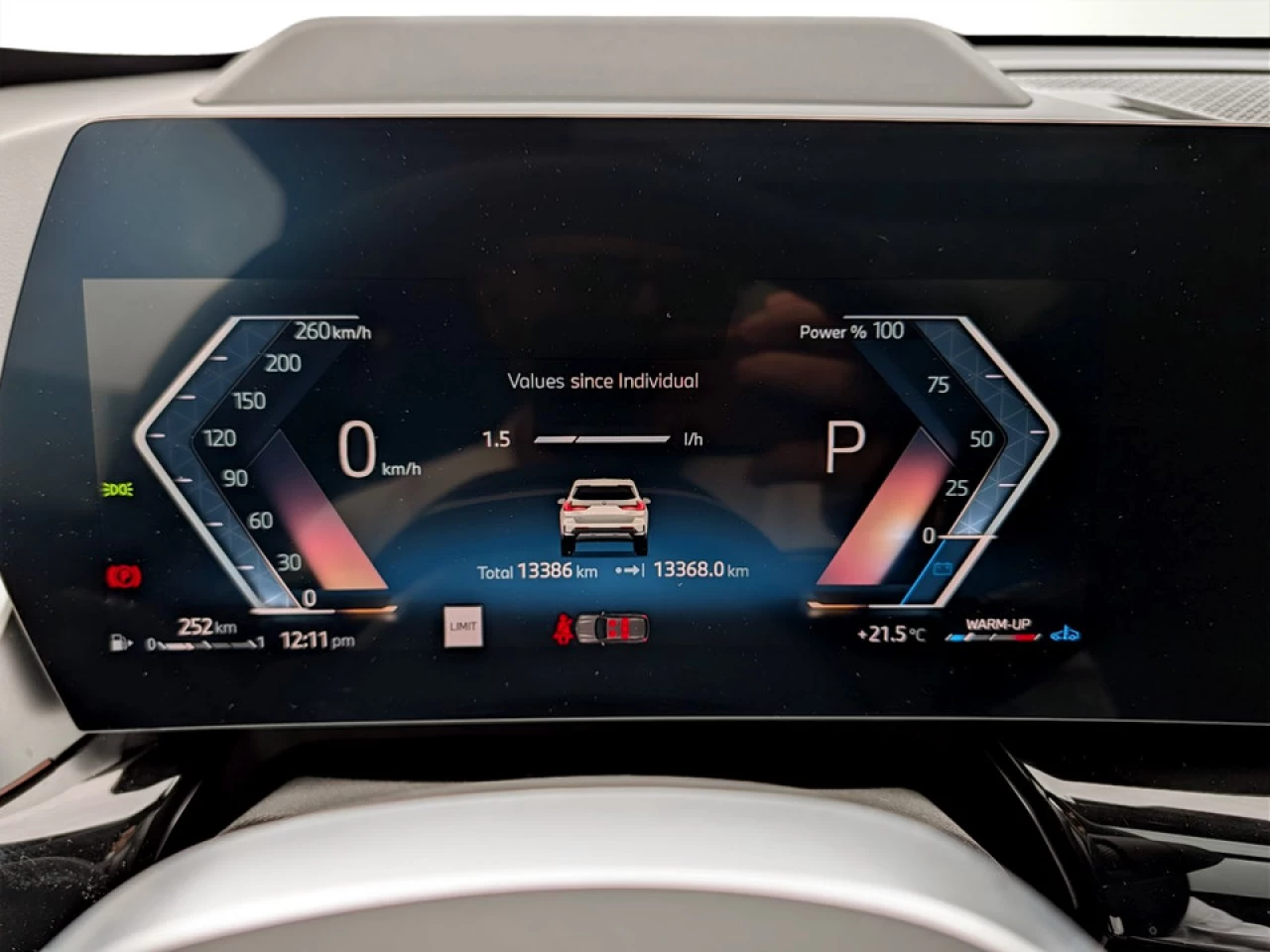 2025 BMW X1 xDrive28i Image principale