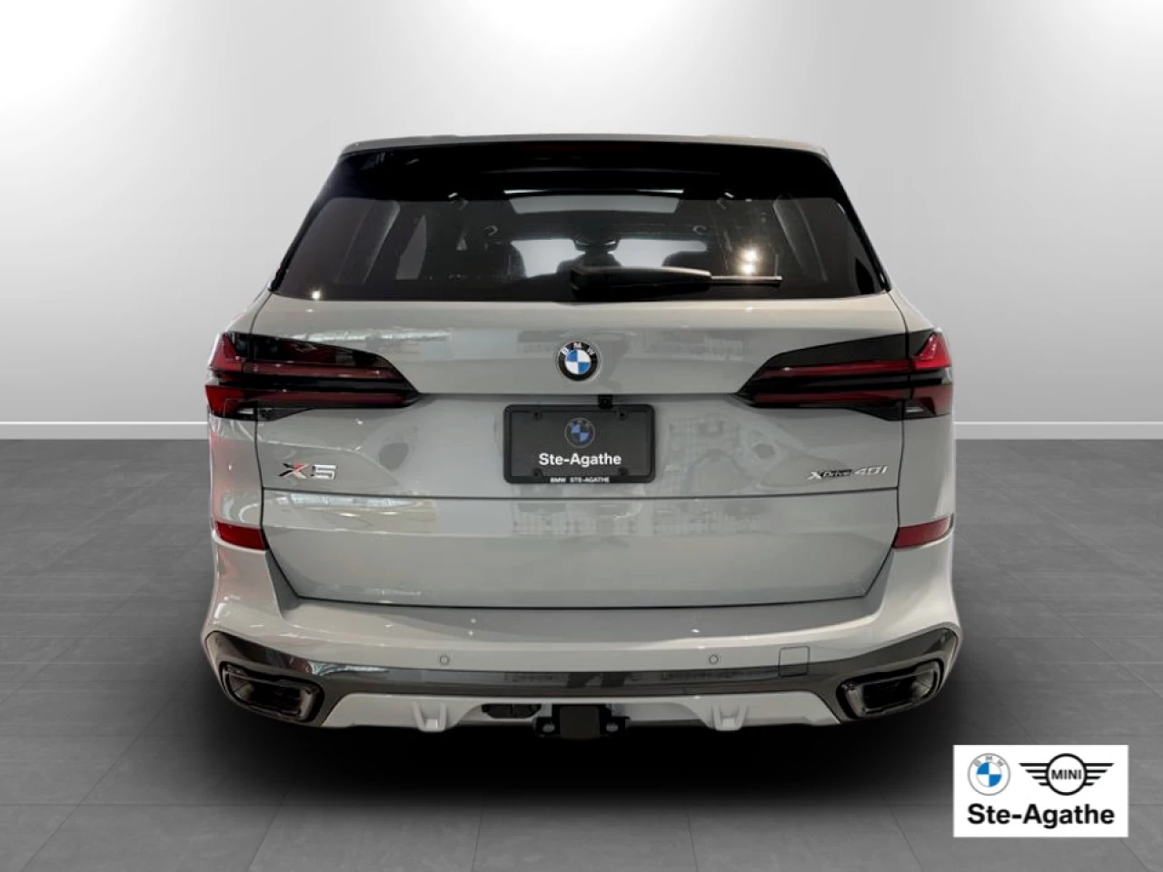 2026 BMW X5 xDrive40i Main Image