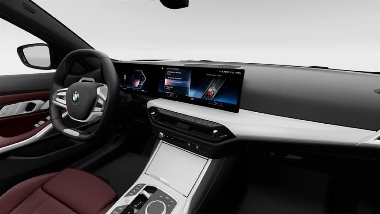 2025 BMW 330I xDrive Sedan Main Image