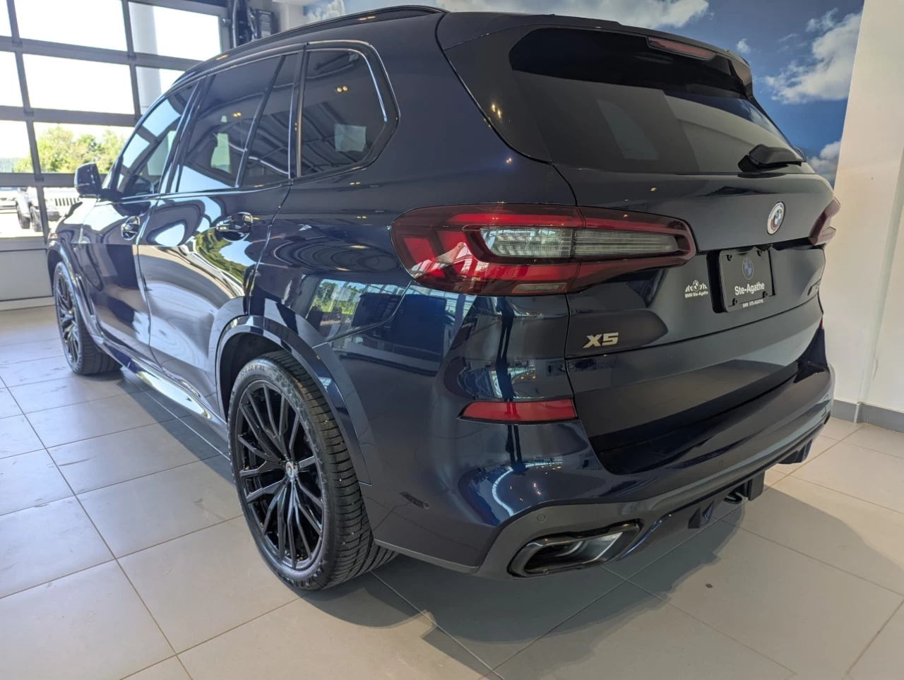 2023 BMW X5 M50i Main Image