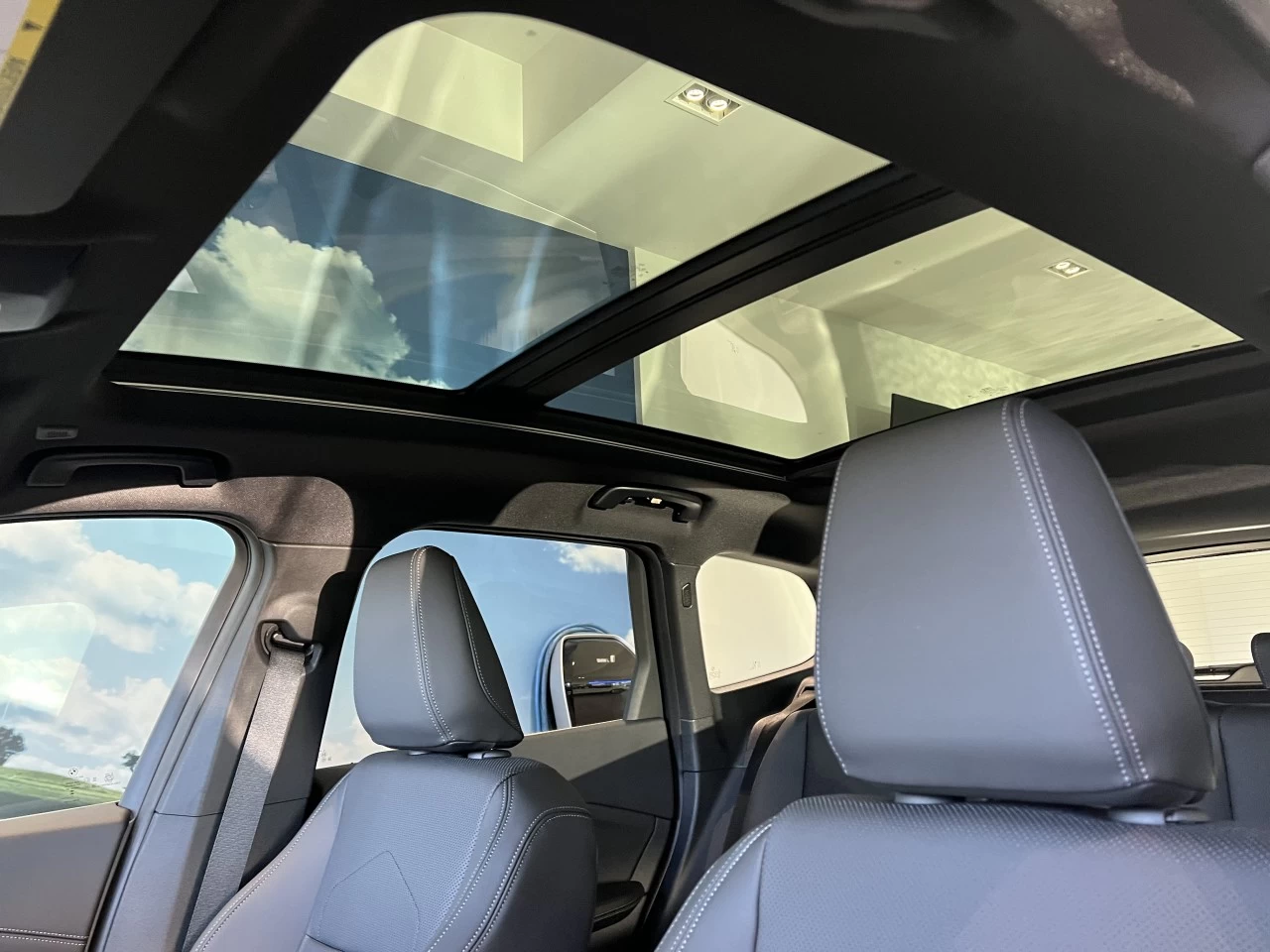2023 BMW X1 xDrive28i Main Image