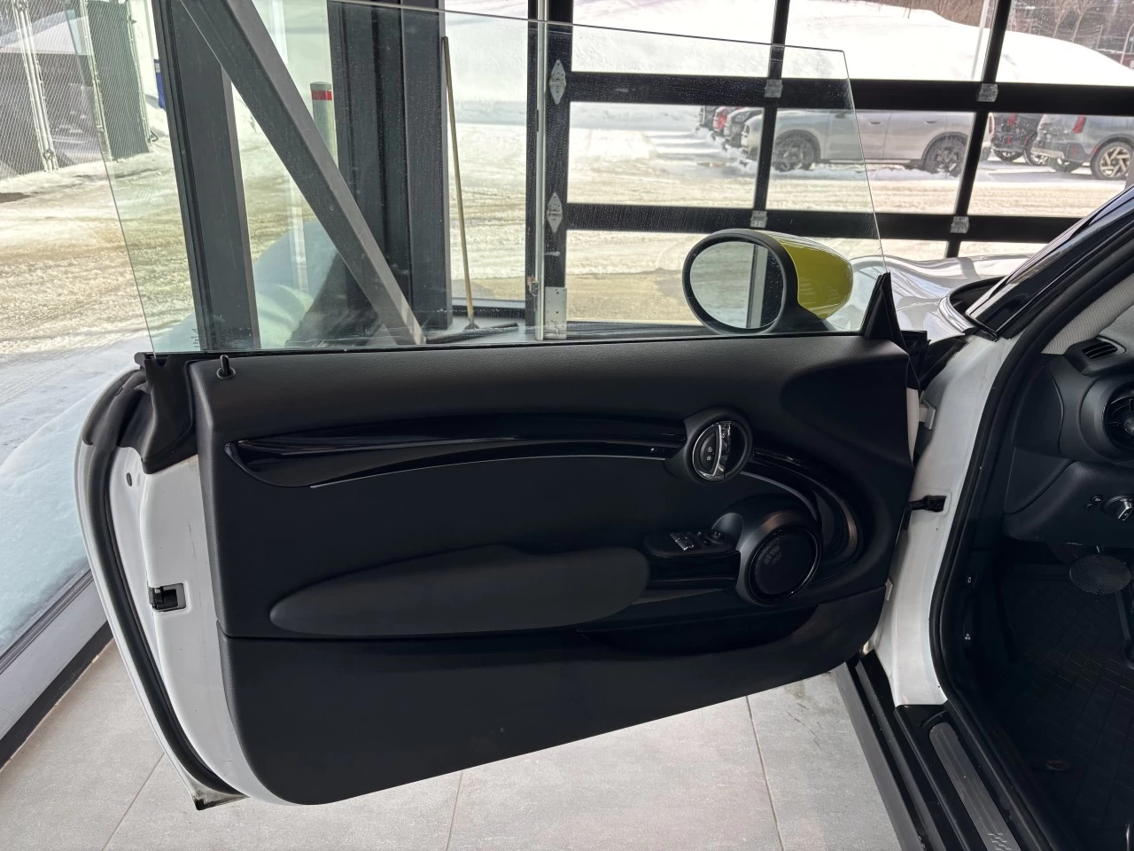 2023 Mini Cooper Cooper SE Image principale