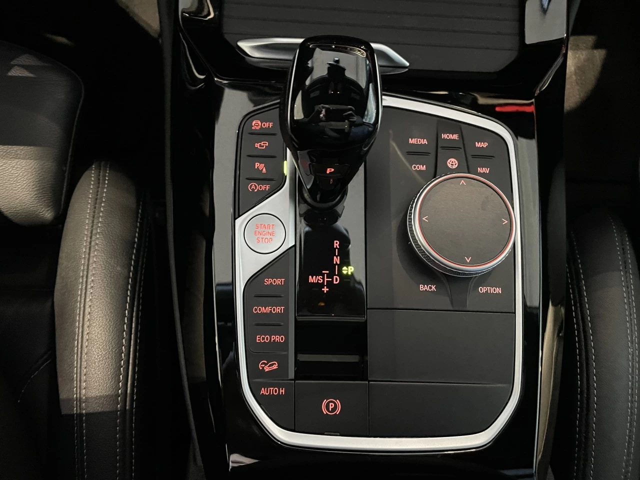 2022 BMW X4 xDrive30i Main Image