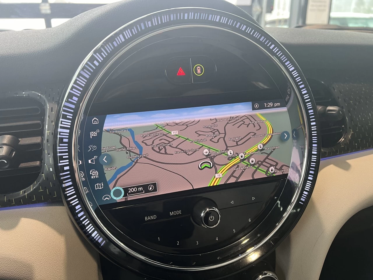 2023 Mini Cooper Cooper SE https://www.bmwsteagathe.com/resize/b990ff35b810a3abc0cc817b2ca24889-1