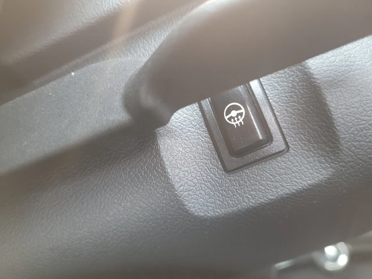 2022 Mini Cooper Cooper SE https://www.bmwsteagathe.com/resize/b990ff35b810a3abc0cc817b2ca24889-1