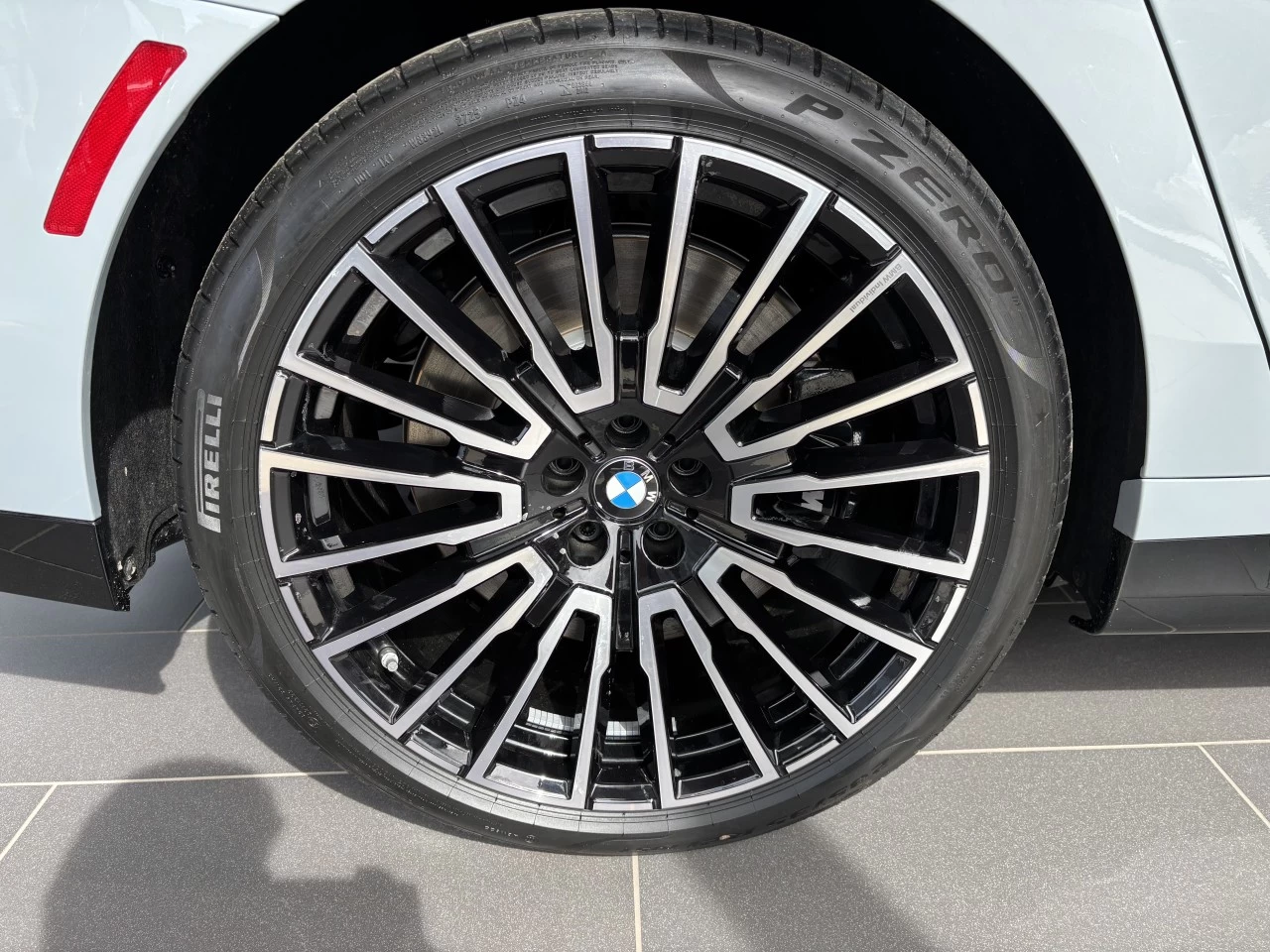 2026 BMW 760I xDrive Sedan Image principale