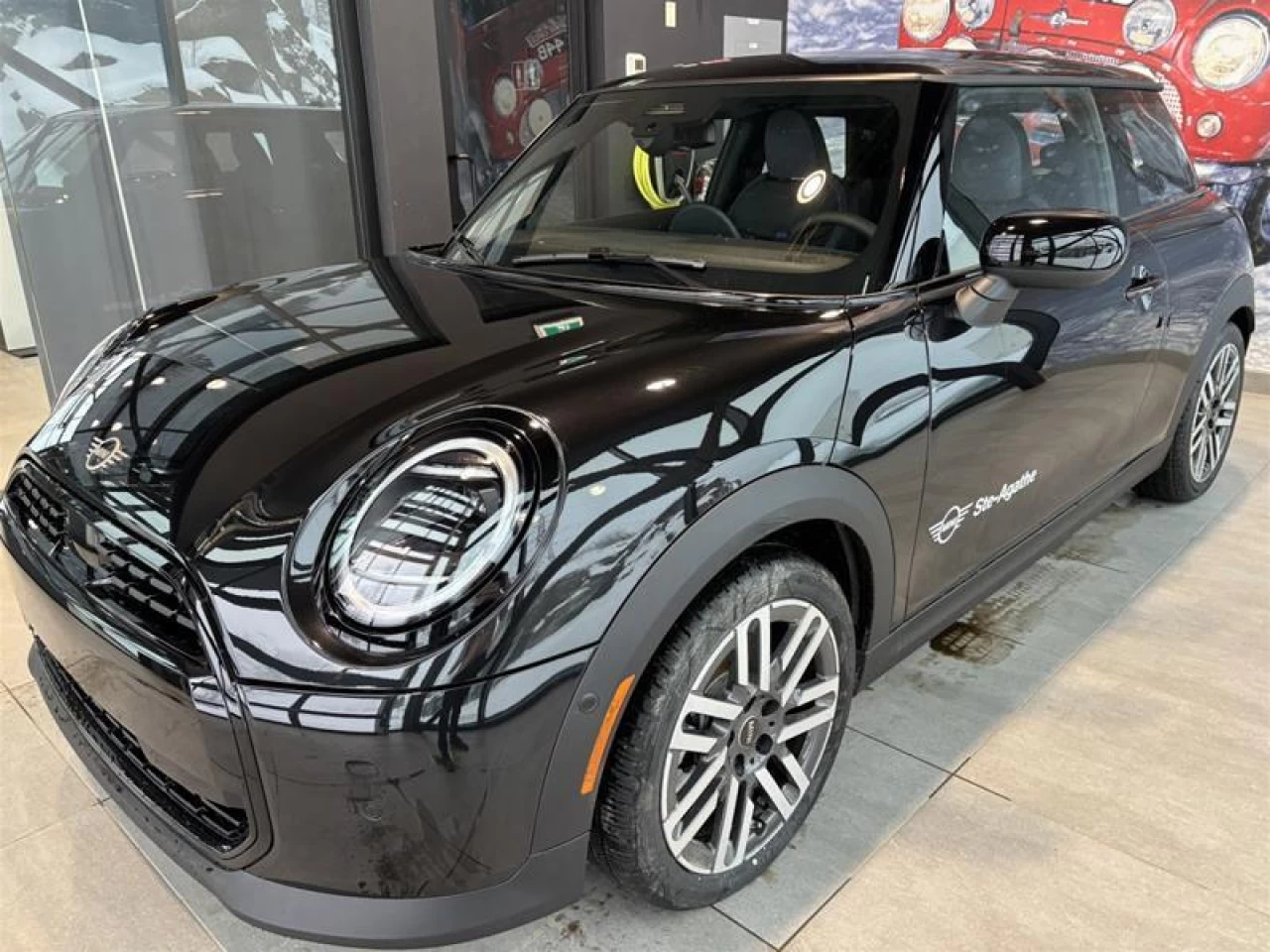 2026 MINI 3 Door Cooper C FWD Image principale