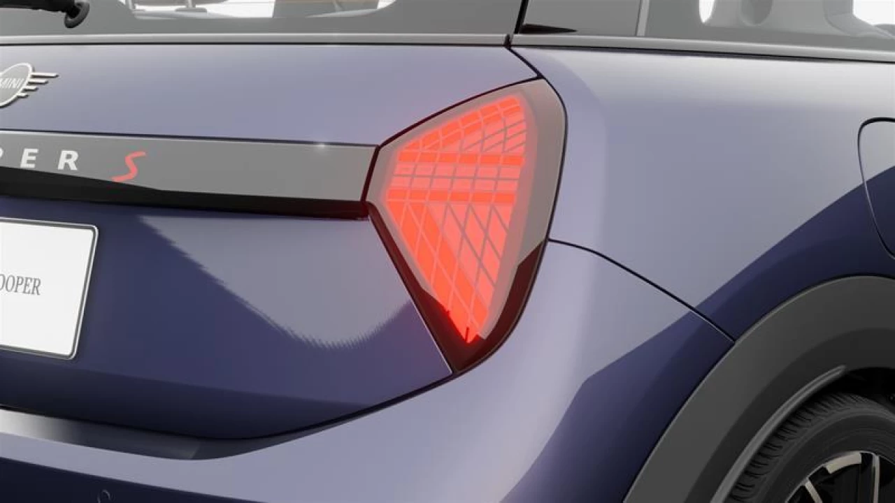 2026 MINI 3 Door Cooper S FWD Image principale