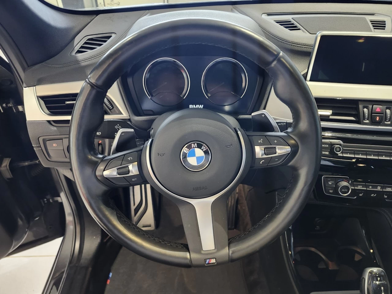 2022 BMW X1 xDrive28i Image principale