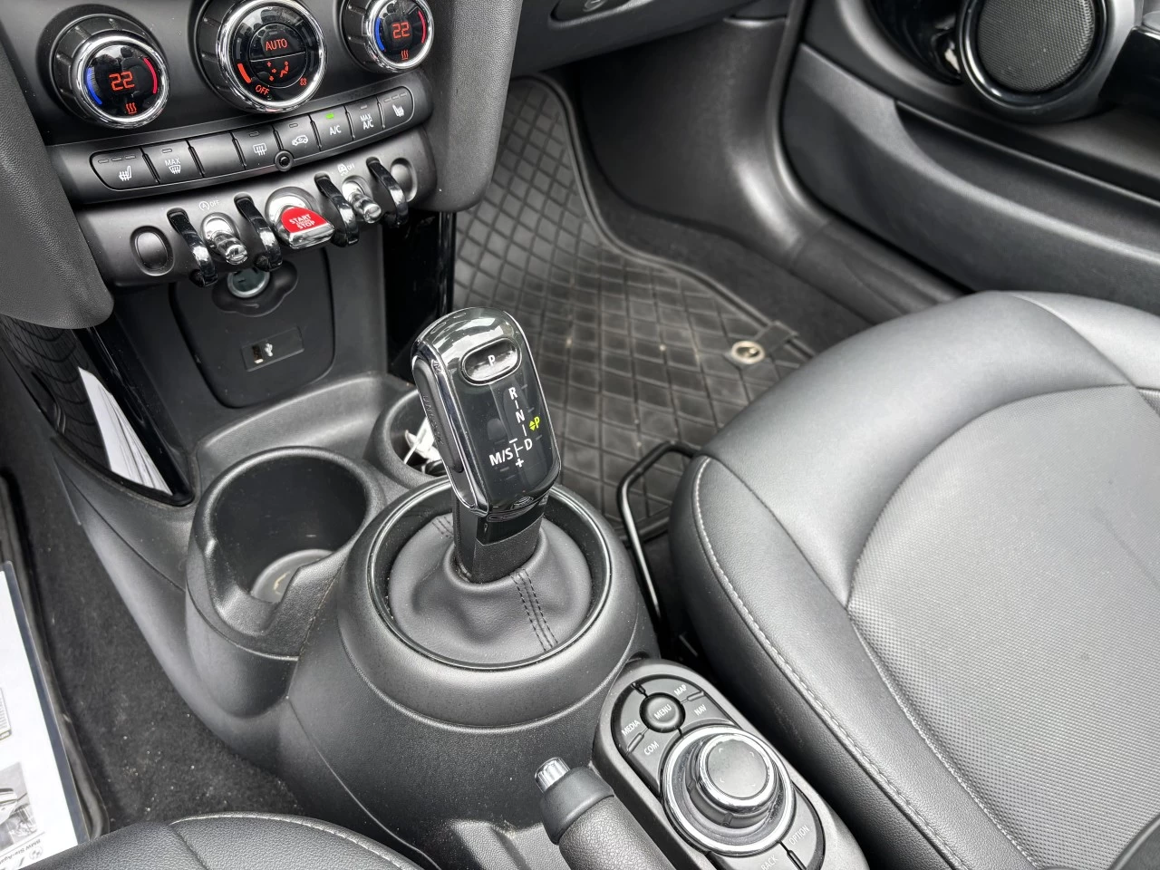 2024 Mini Cooper Cooper Image principale