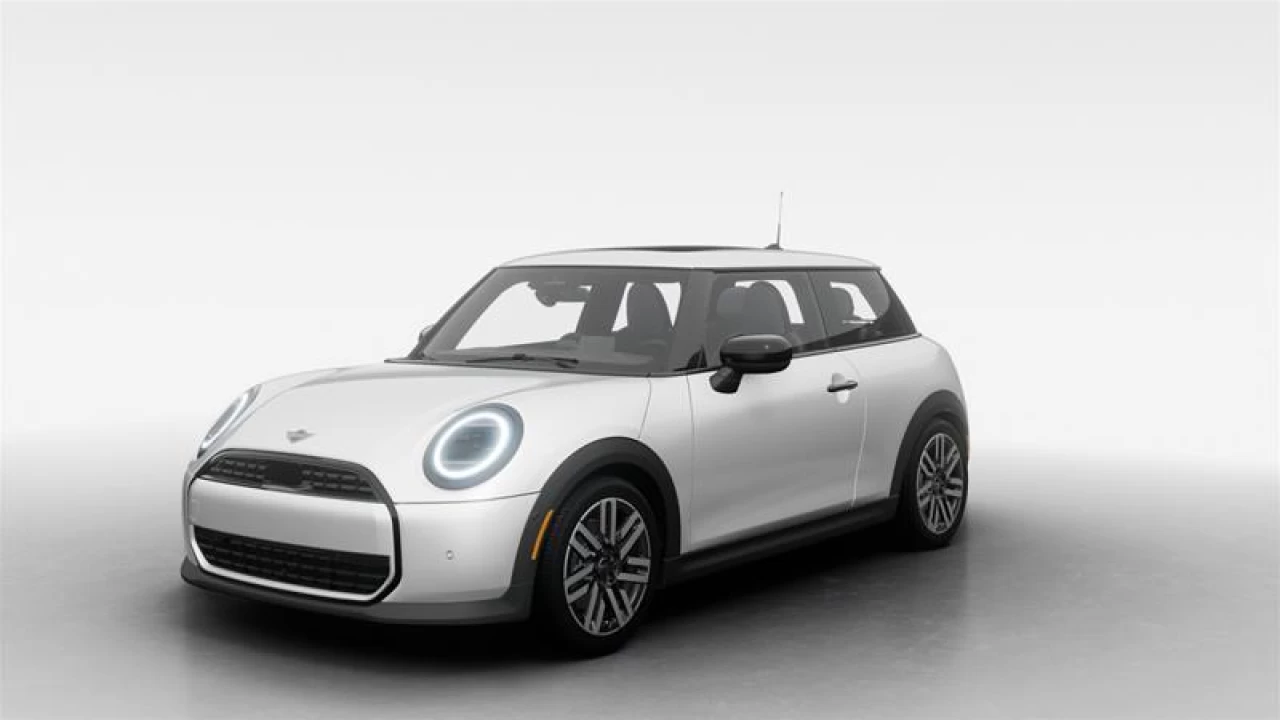2026 MINI 3 Door Cooper C FWD Image principale