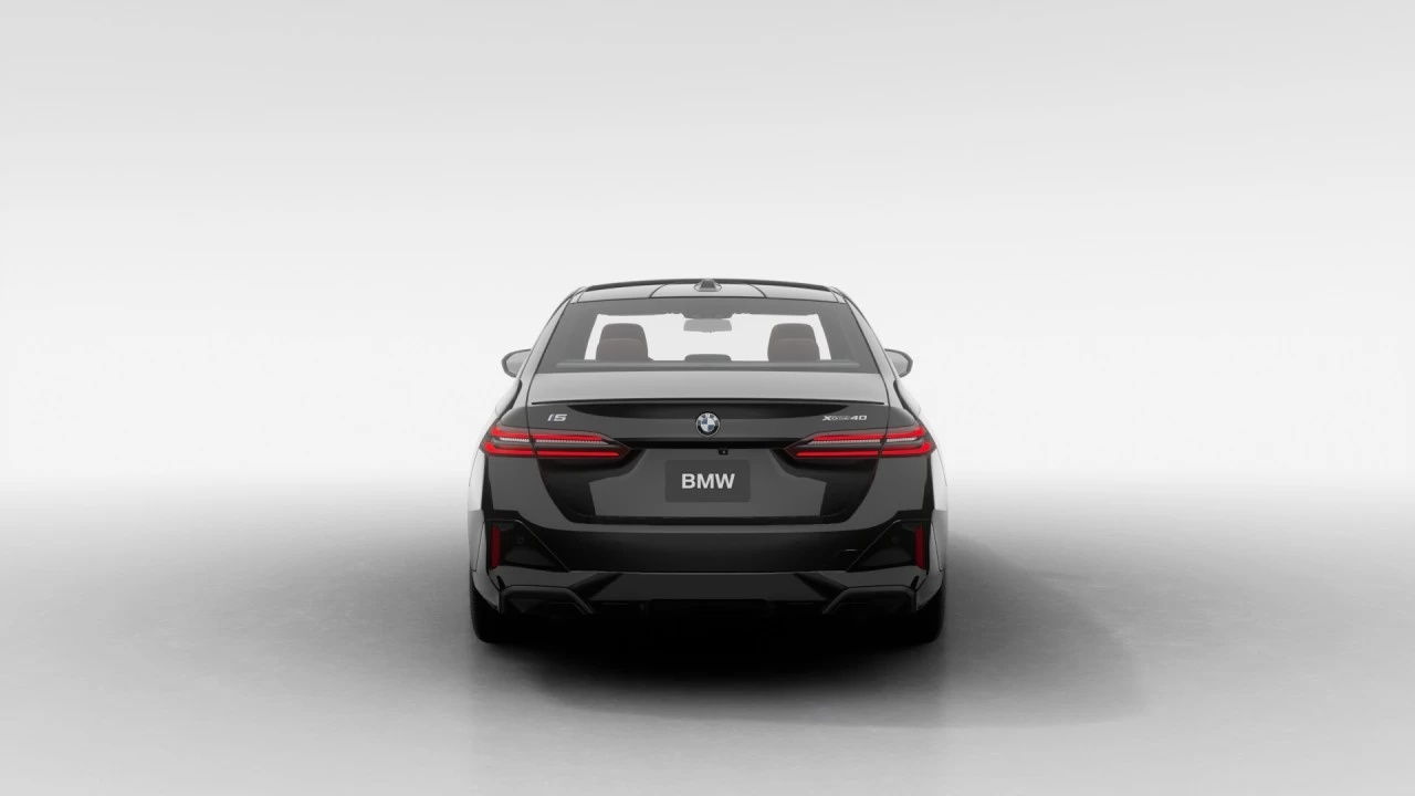 2026 BMW i5 xDrive40 Sedan Main Image