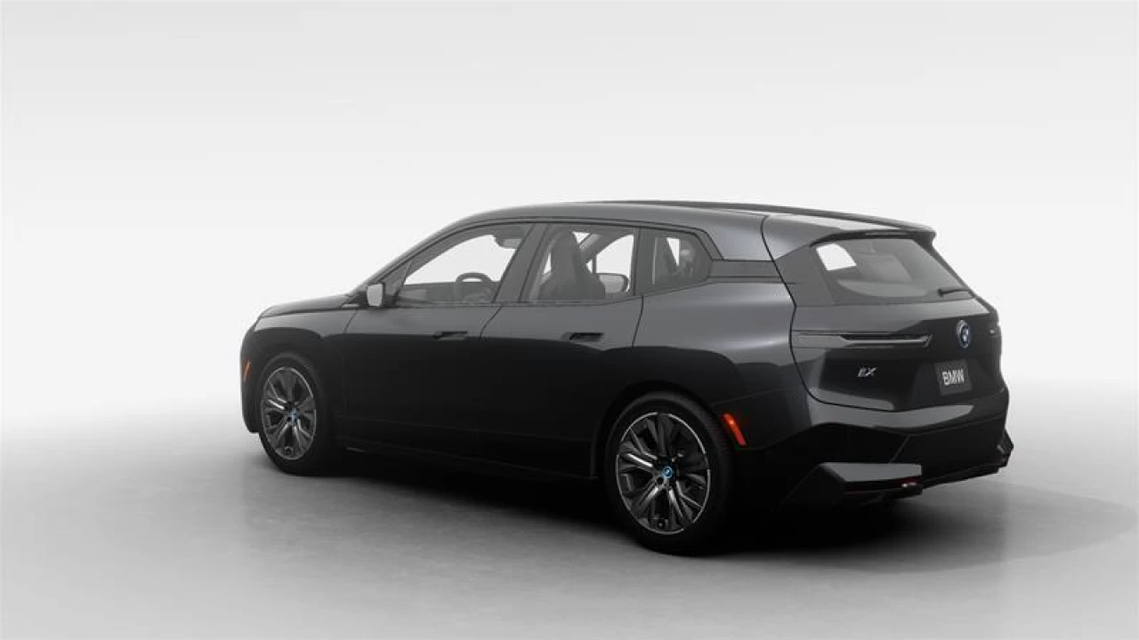 2025 BMW iX xDrive50 Main Image