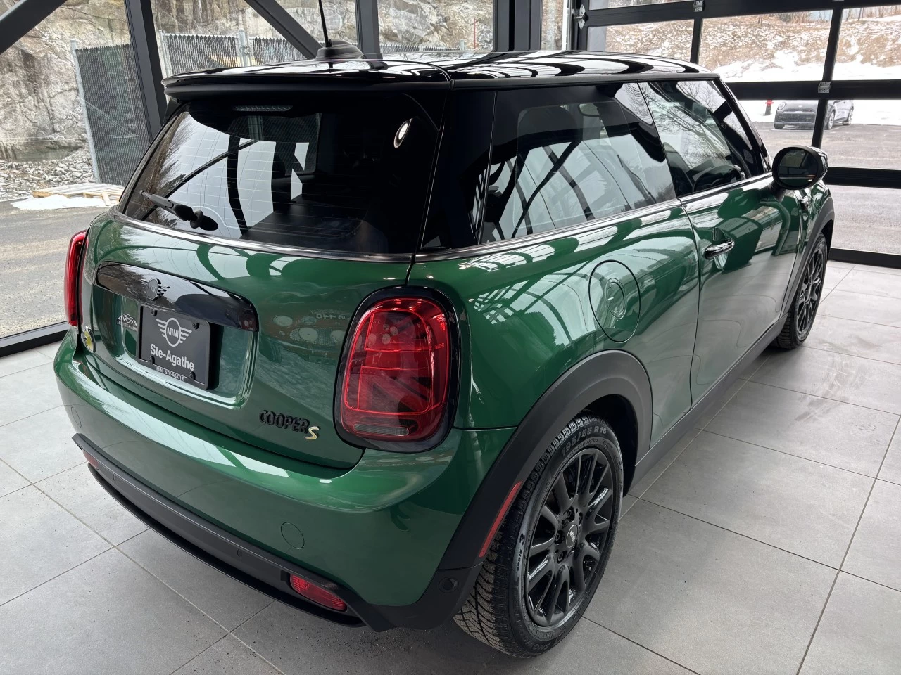2023 Mini Cooper Cooper SE Image principale