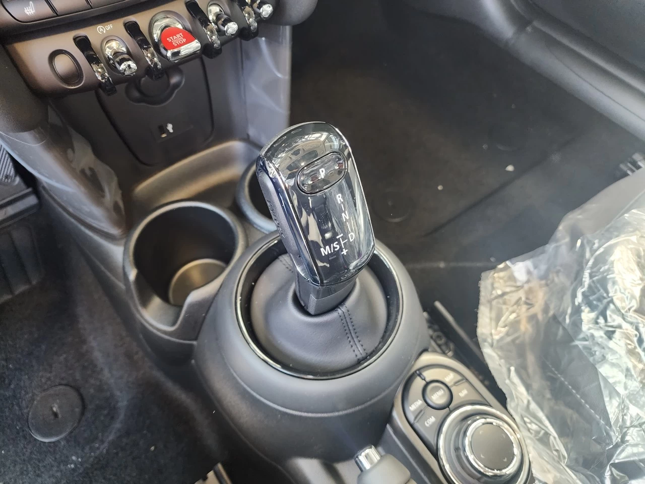 2024 MINI Cooper 3 Door Image principale