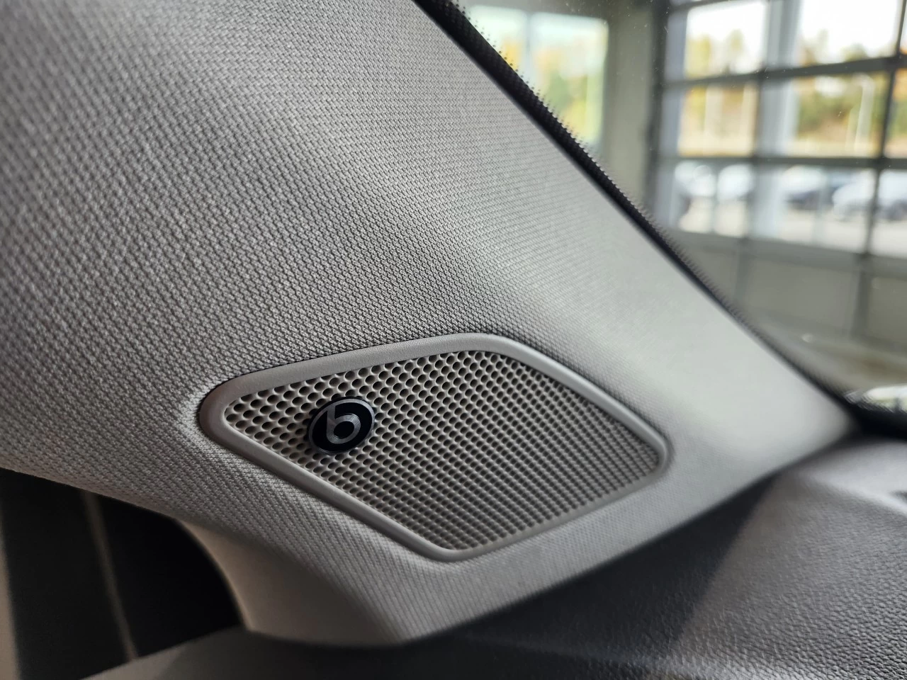 2023 Volkswagen Taos Highline Image principale