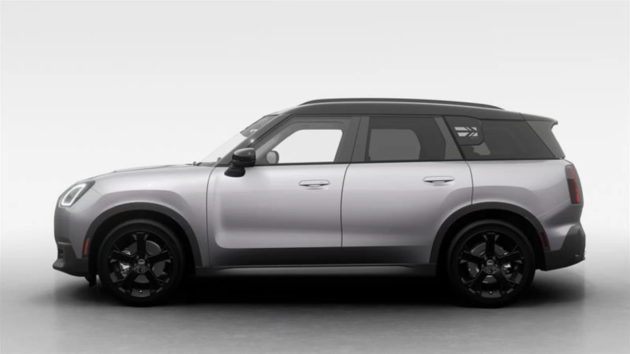 2025 MINI Countryman SE ALL4 Main Image