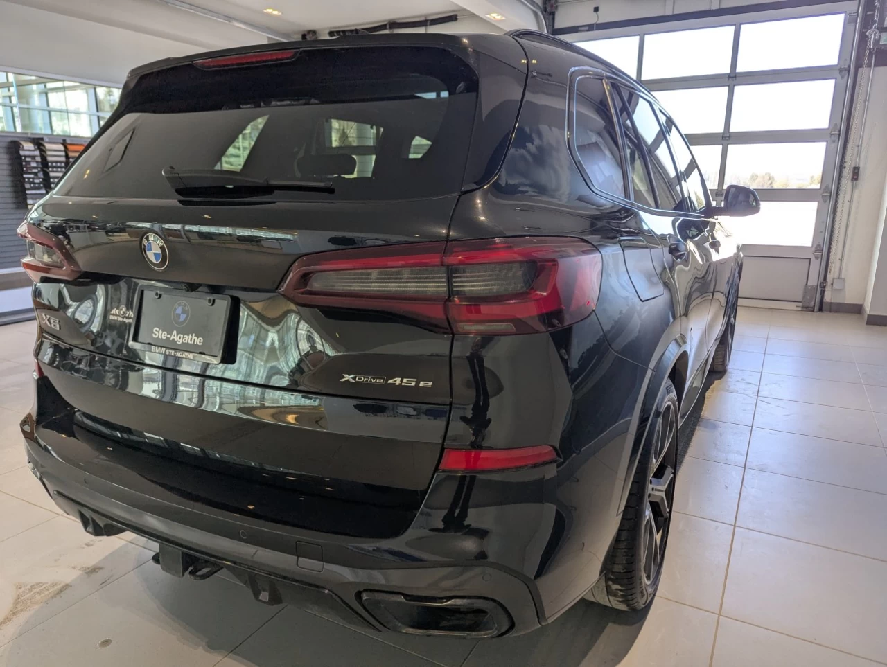 2021 BMW X5 X5 xDrive45e Main Image