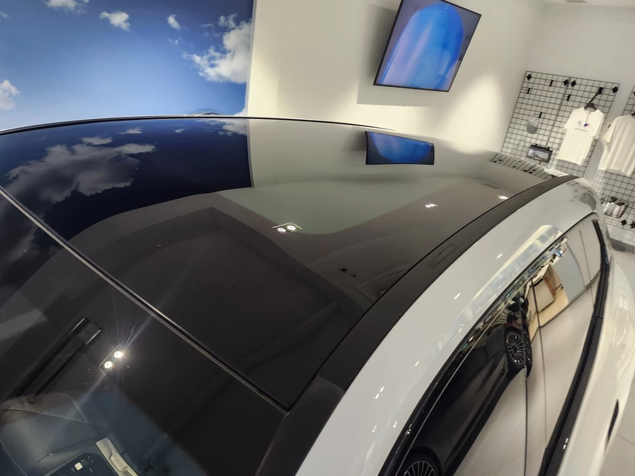 2023 BMW iX xDrive40 Main Image