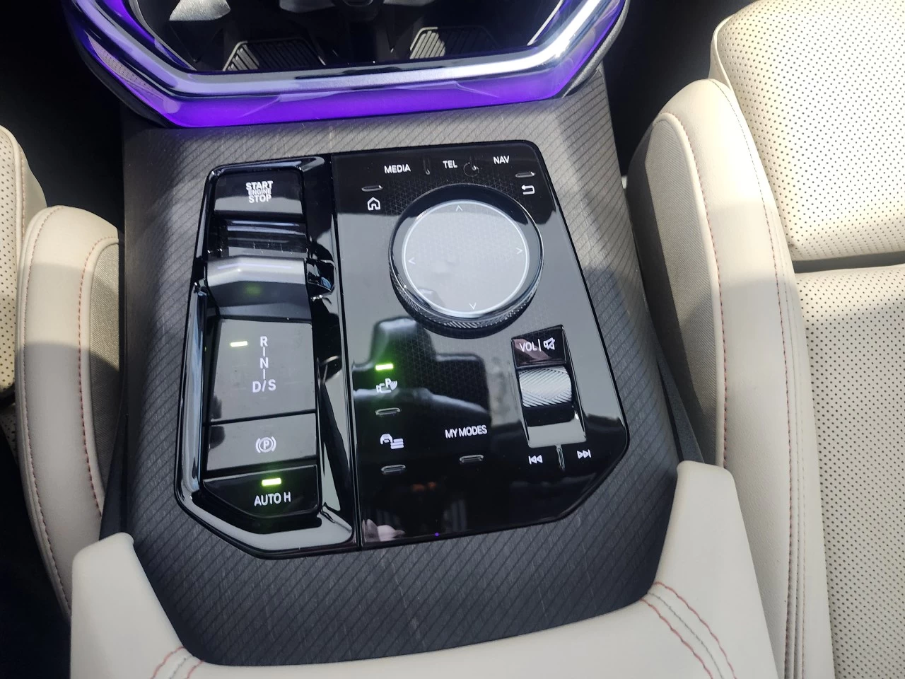 2025 BMW X3 30 xDrive Image principale