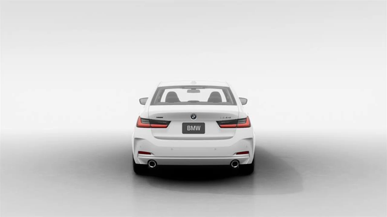 2026 BMW 330I xDrive Sedan Image principale