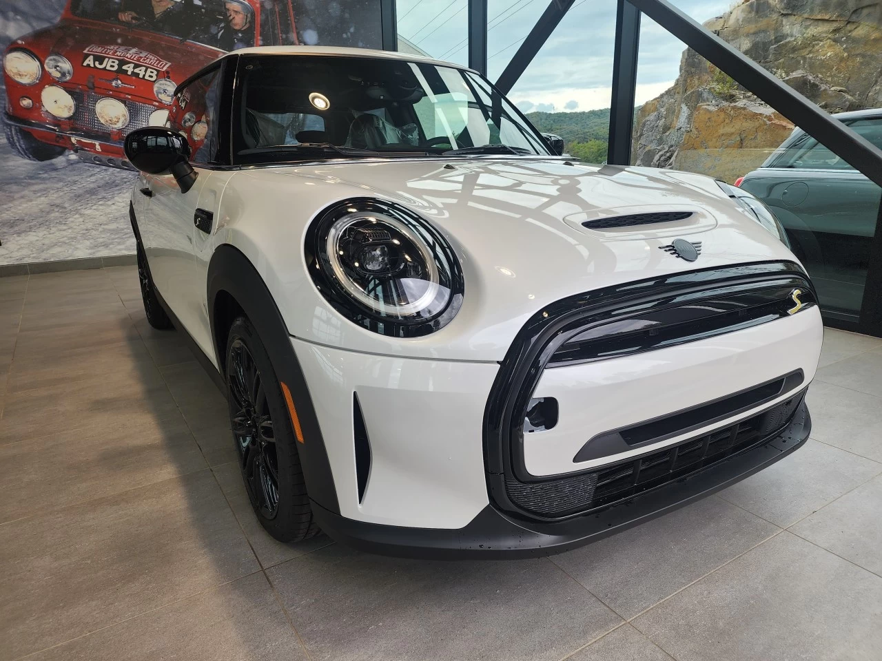 2024 MINI Cooper SE 3 Door Image principale