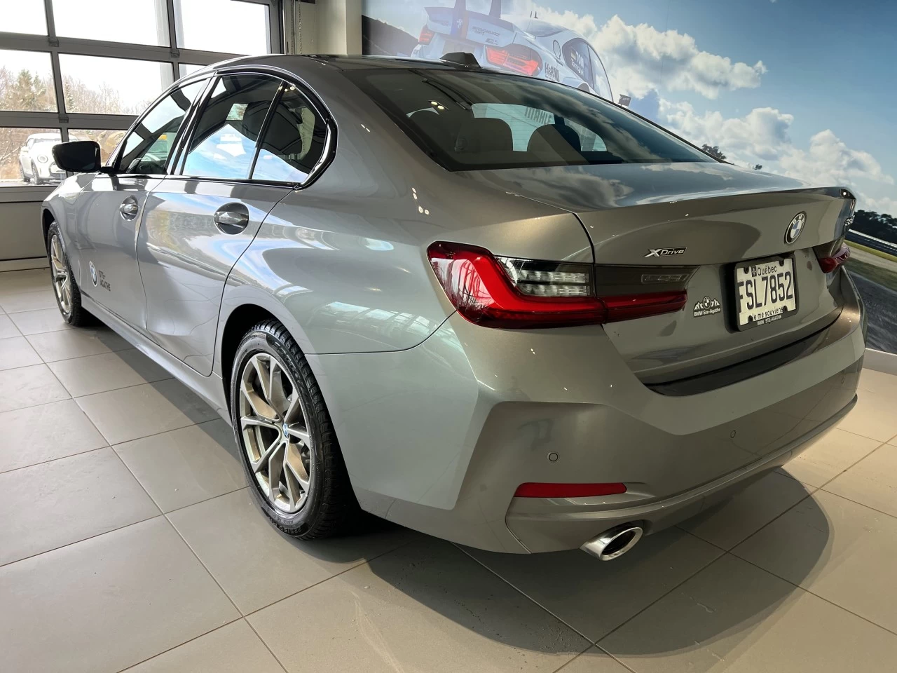 2024 BMW 330I xDrive Sedan Image principale