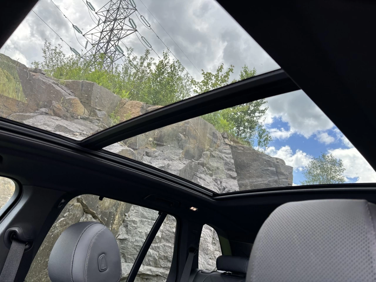 2024 BMW X5 xDrive40i Main Image