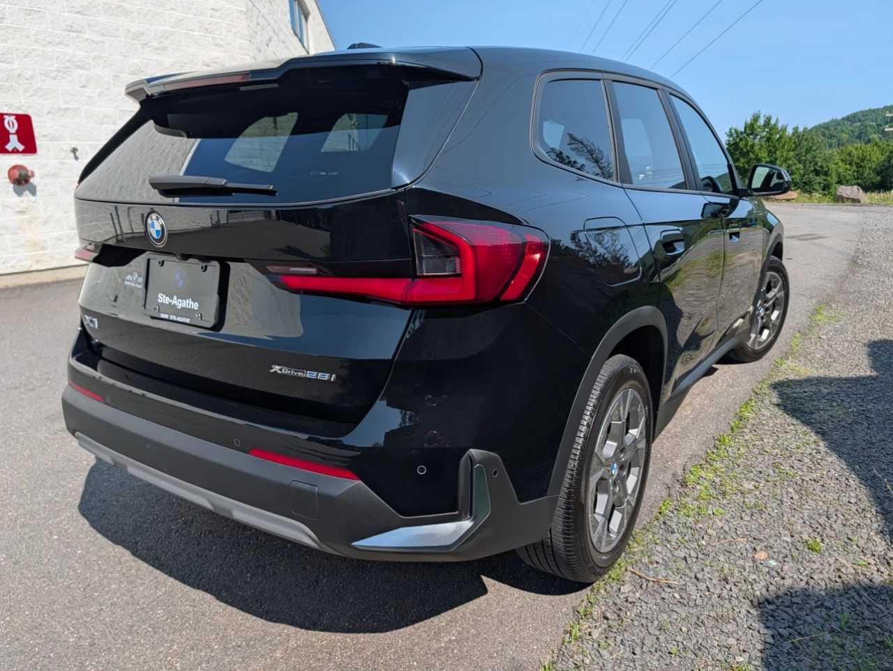 2023 BMW X1 xDrive28i Main Image